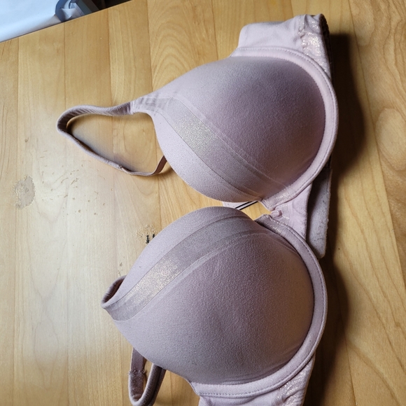 VS 32C bra bundle - Picture 9 of 9